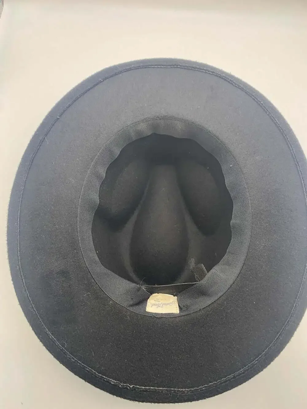 Universal Thread black felt